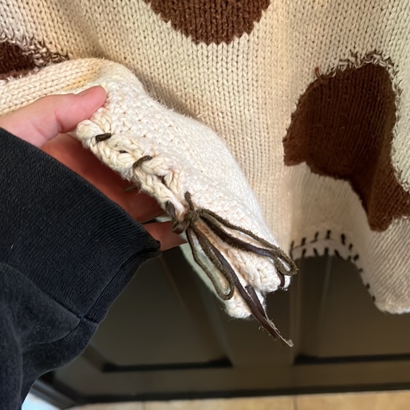 Vintage Saks Fifth Avenue Sweater! - Picture 5 of 6